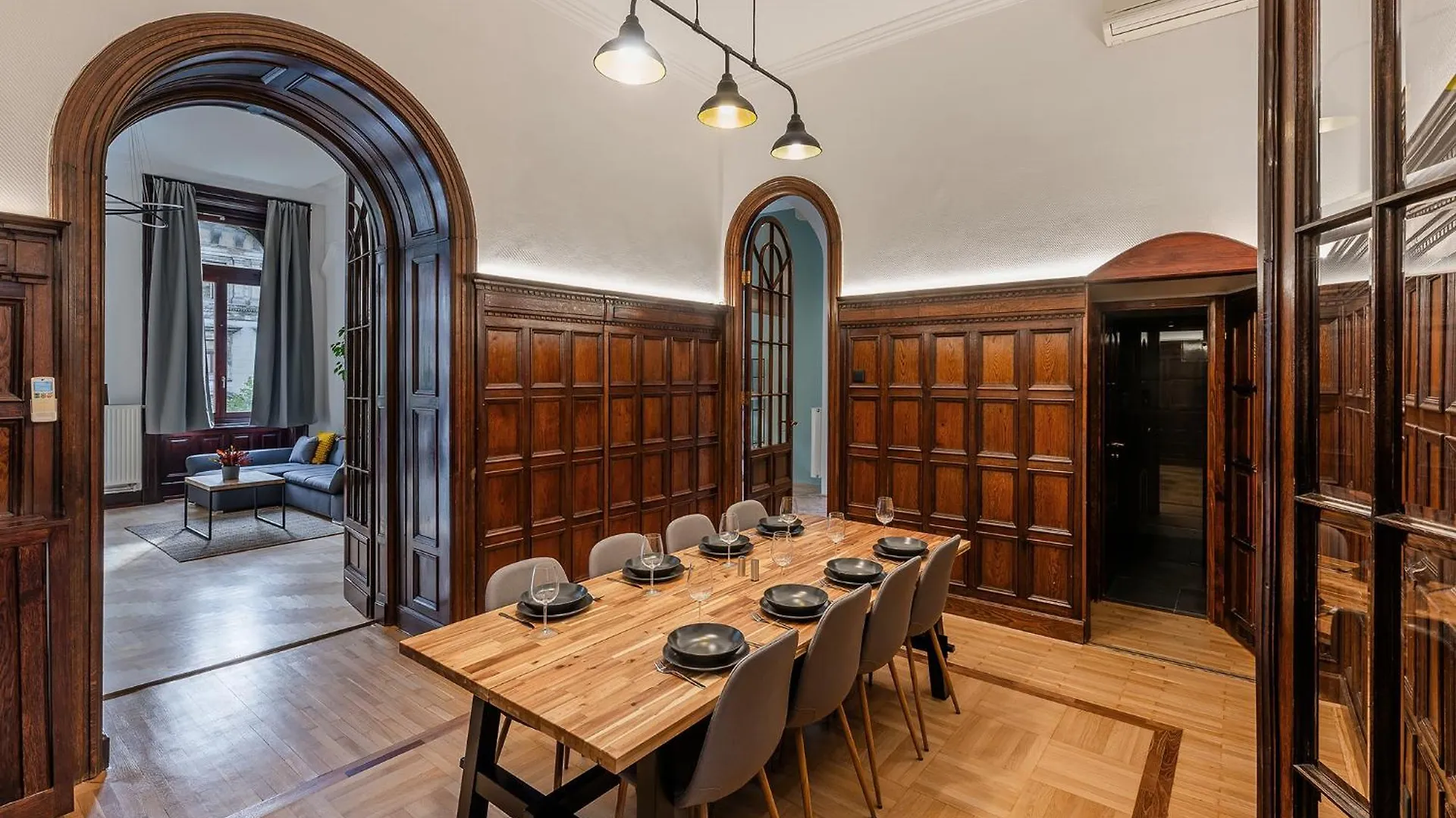 Liszt Modern Chic Apartment Budapest