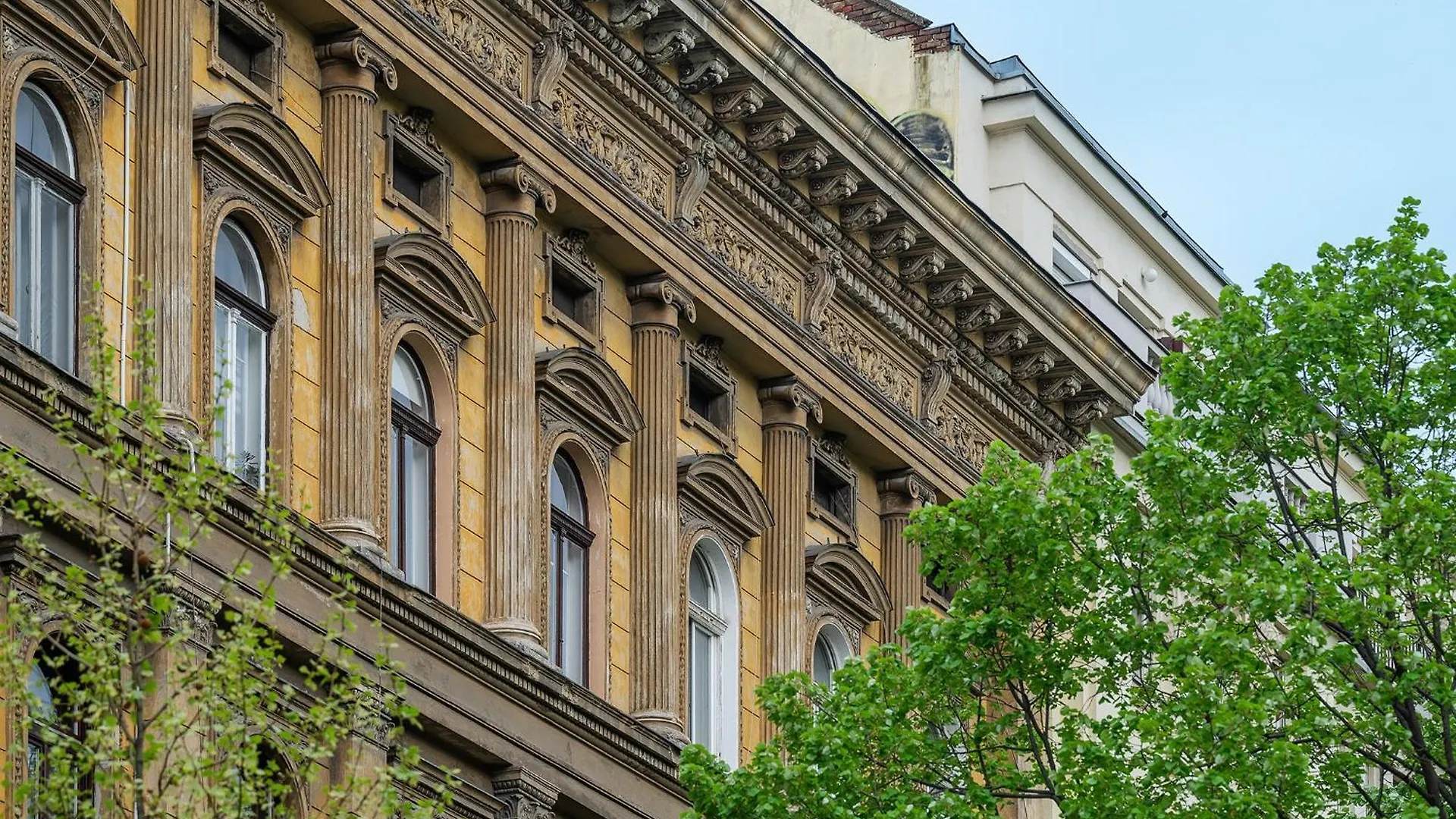 Liszt Modern Chic Apartment Budapest