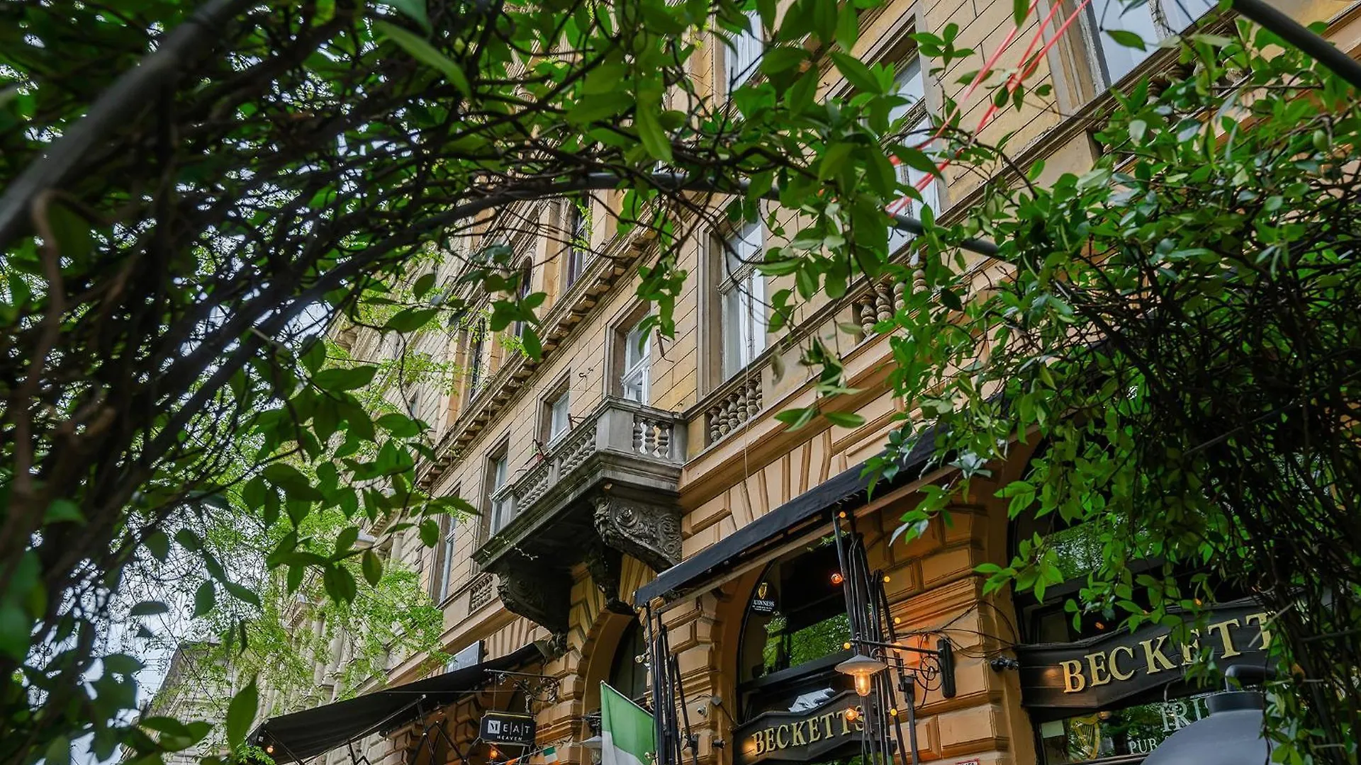 Liszt Modern Chic Apartment Budapest Hungary
